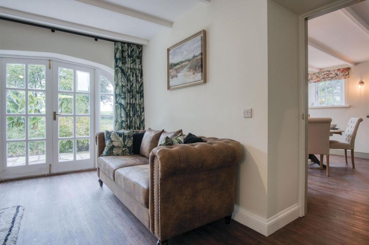 The Stables - 2 Bedroom Cottage - Princes Gate Ludchurch Exteriér fotografie